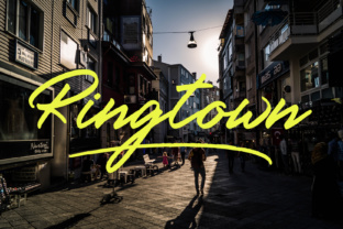 Ringtown: A Handwritten Font with Signature Style
